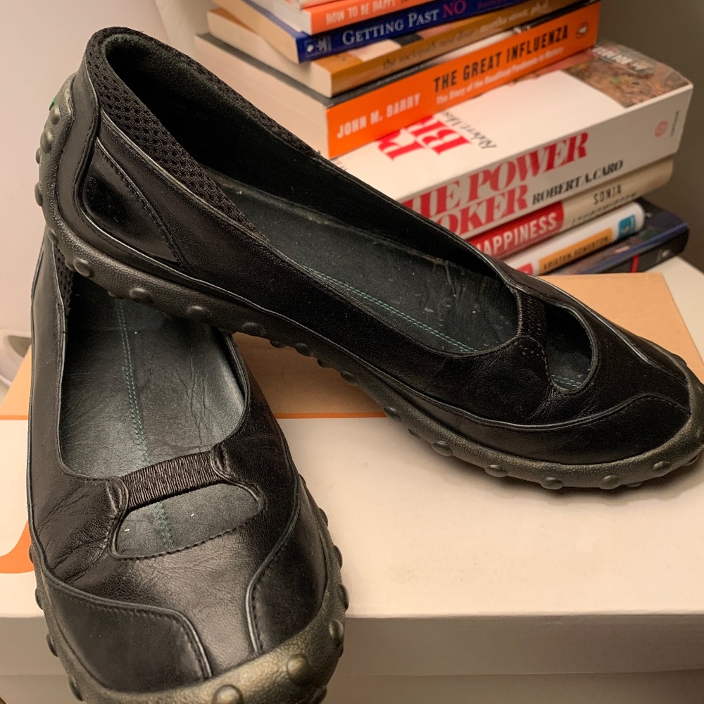 Cole Haan g series ballet flats